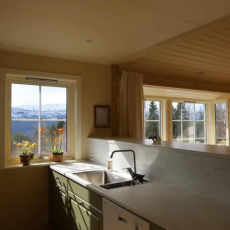 Сasa de vacaciones Scenic Mountain View House On The Panoramic Road Stryn