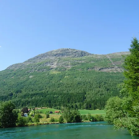 Scenic Mountain View House On The Panoramic Road Stryn